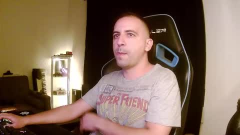 dark_passengerr online show from September 2025 10:22:01 PM