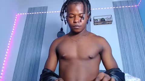 Chris  online show from November 2025 07:24:02 AM