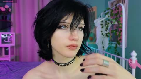 Vamp  online show from February 2025 10:12:01 PM