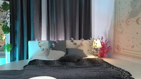 Vamp  online show from March 2025 11:44:02 AM