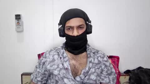 Snapshot of darkbud03 chatting on November 2025 09:15:01 PM just a guy online show from November 2025 09:15:01 PM