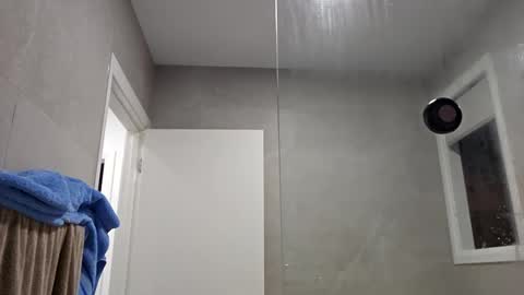 darkknightx827870 online show from February 2025 12:34:01 PM