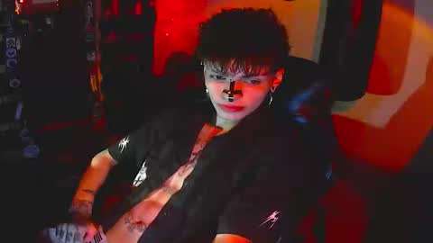   online show from October 2025 07:51:01 PM