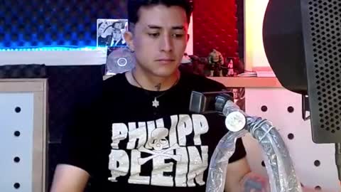 DARKO0717 online show from December 2024 11:24:01 PM