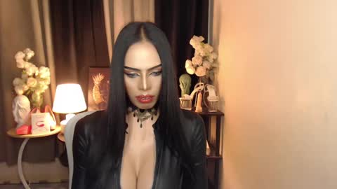 HAPPY BIRTHDAY MISTRESS MADRIANA online show from January 2025 12:01:01 PM