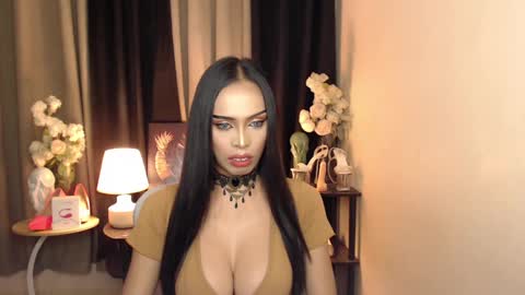 HAPPY BIRTHDAY MISTRESS MADRIANA online show from February 2025 10:58:02 AM
