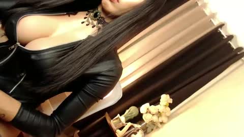 HAPPY BIRTHDAY MISTRESS MADRIANA online show from February 2025 01:26:02 PM