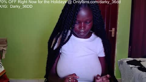 Snapshot of darky_36dd chatting on September 2025 07:02:02 AM exclusive sexual content -- IGTwitterX darky 32dd online show from September 2025 07:02:02 AM