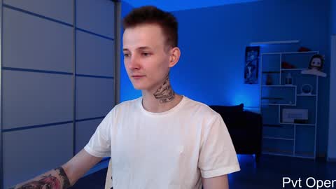 your lovely Oli online show from January 2025 05:34:01 PM