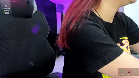 Snapshot of darlingbdsm_ chatting on October 2025 12:44:02 PM Darling online show from October 2025 12:44:02 PM