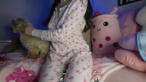 Snapshot of datekiara chatting on February 2025 06:40:02 AM Kiara online show from February 2025 06:40:02 AM