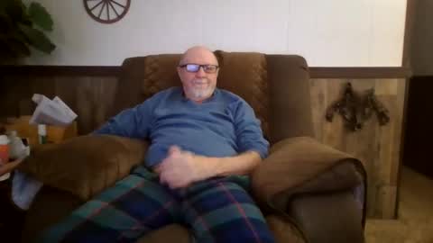 Snapshot of dave571960 chatting on November 2025 11:54:01 AM dave571960 online show from November 2025 11:54:01 AM