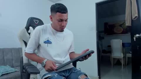 dave online show from September 2025 02:16:02 AM