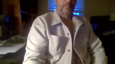 Snapshot of davethebooky chatting on December 2024 01:16:02 PM Dave online show from December 2024 01:16:02 PM