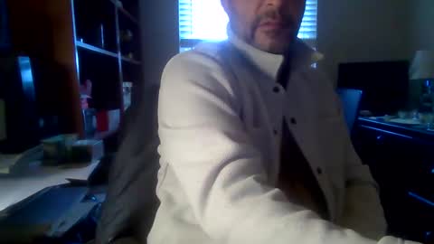 Snapshot of davethebooky chatting on December 2024 03:08:02 PM Dave online show from December 2024 03:08:02 PM