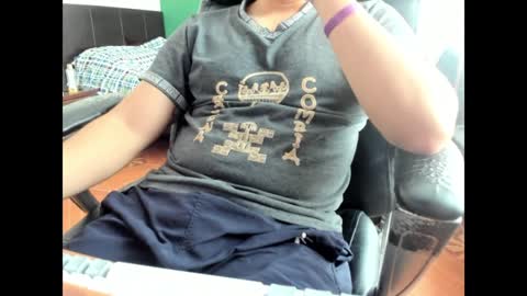 Snapshot of david_2789 chatting on December 2024 07:33:01 PM David online show from December 2024 07:33:01 PM