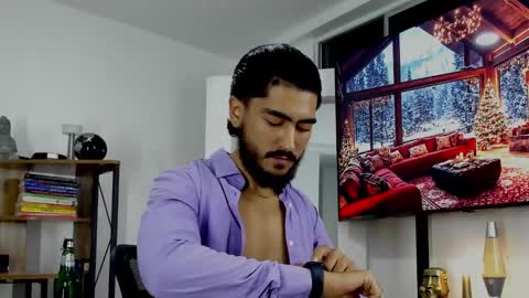 Hey im David that loves to explore and speak their fantasies. Very open talktative and nice. Feel free to chat with me online show from December 2024 01:11:01 AM