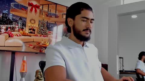 Hey im David that loves to explore and speak their fantasies. Very open talktative and nice. Feel free to chat with me online show from December 2024 05:07:02 PM