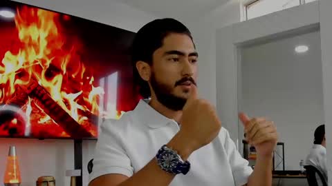 Hey im David that loves to explore and speak their fantasies. Very open talktative and nice. Feel free to chat with me online show from December 2024 06:50:02 PM
