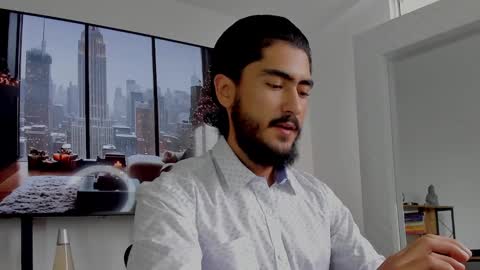 Hey im David that loves to explore and speak their fantasies. Very open talktative and nice. Feel free to chat with me online show from December 2024 08:04:01 PM