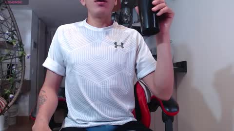 Snapshot of david_savage_ chatting on October 2025 03:54:01 PM david online show from October 2025 03:54:01 PM