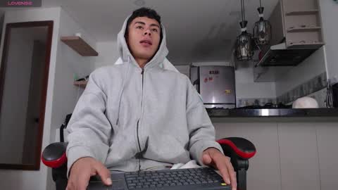 Snapshot of david_savage_ chatting on October 2025 12:05:01 PM david online show from October 2025 12:05:01 PM