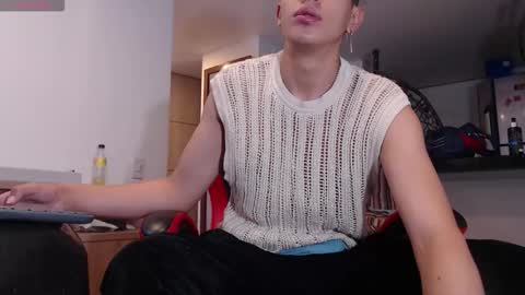 Snapshot of david_savage_ chatting on October 2025 12:39:01 PM david online show from October 2025 12:39:01 PM