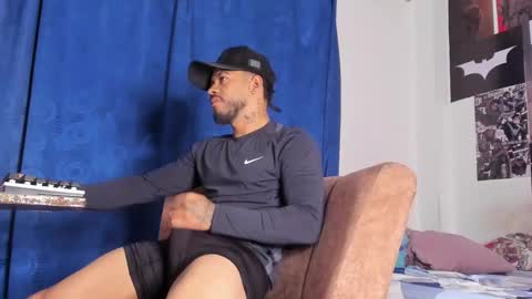 Snapshot of davide_daniels chatting on December 2025 09:35:02 AM Davide online show from December 2025 09:35:02 AM