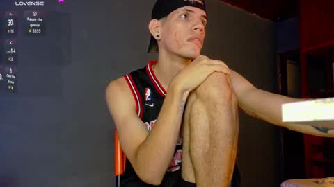 Snapshot of daviid_huge chatting on September 2025 08:15:02 AM daviid_huge online show from September 2025 08:15:02 AM