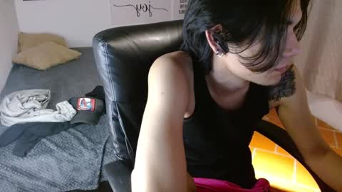 davoxer online show from October 2025 04:44:02 AM