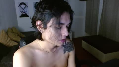 davoxer online show from November 2025 04:13:02 AM