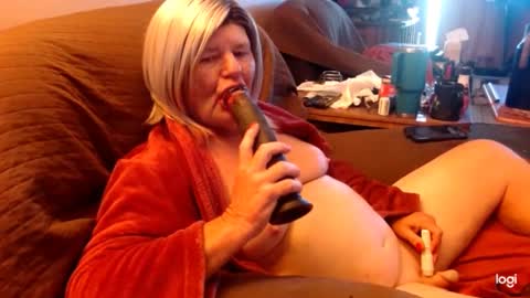 Snapshot of dawndoesall chatting on October 2025 04:26:01 PM dawndoesall online show from October 2025 04:26:01 PM