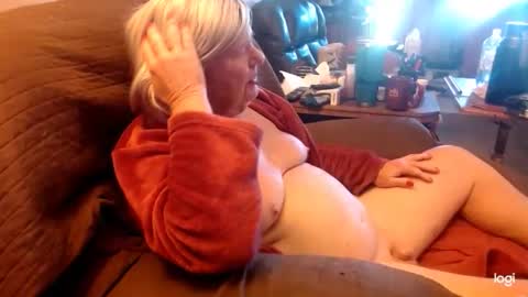 Snapshot of dawndoesall chatting on November 2025 05:37:02 PM dawndoesall online show from November 2025 05:37:02 PM