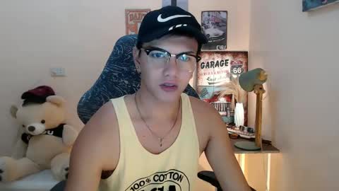 Snapshot of dax_x chatting on December 2024 02:42:02 AM JC LOVER BOY online show from December 2024 02:42:02 AM