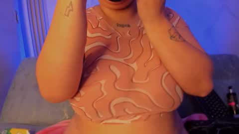 Snapshot of dayan_silva_ chatting on December 2025 06:41:02 AM DAYAN online show from December 2025 06:41:02 AM