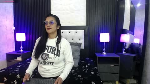 Snapshot of dayana_mendozaa69 chatting on January 2025 12:42:01 PM Dayana online show from January 2025 12:42:01 PM