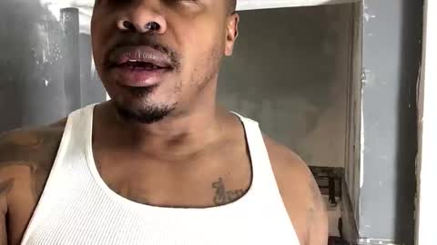 Snapshot of dcrush76 chatting on January 2025 03:39:01 AM DCrush online show from January 2025 03:39:01 AM