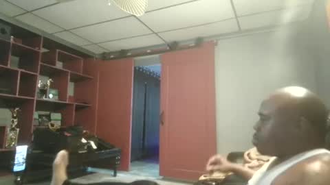 Snapshot of dcrush76 chatting on February 2025 07:28:01 AM DCrush online show from February 2025 07:28:01 AM