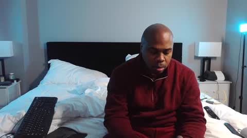 Snapshot of dcrush76 chatting on February 2025 09:14:01 PM DCrush online show from February 2025 09:14:01 PM