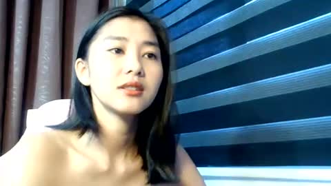 Snapshot of de_amore chatting on October 2025 12:04:01 AM Angel online show from October 2025 12:04:01 AM