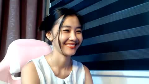 Snapshot of de_amore chatting on October 2025 11:51:02 PM Angel online show from October 2025 11:51:02 PM