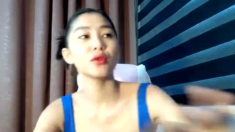 Snapshot of de_amore chatting on November 2025 01:48:02 AM Angel online show from November 2025 01:48:02 AM