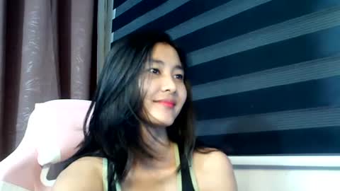 Snapshot of de_amore chatting on November 2025 10:58:01 AM Angel online show from November 2025 10:58:01 AM