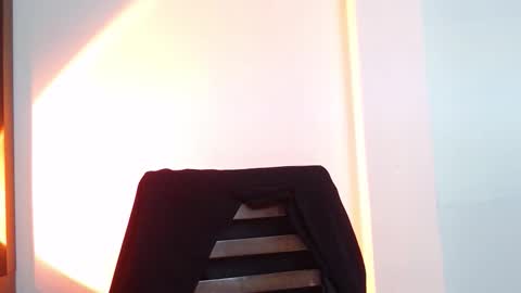 Snapshot of dead_girll chatting on October 2025 09:56:01 PM freak online show from October 2025 09:56:01 PM