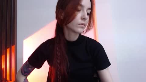 Snapshot of dead_girll chatting on October 2025 12:19:01 AM freak online show from October 2025 12:19:01 AM