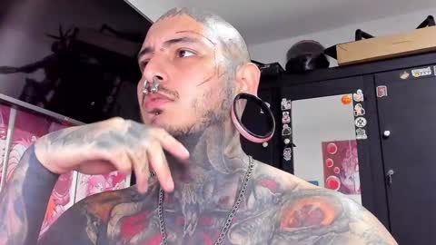    online show from December 2024 06:39:02 PM