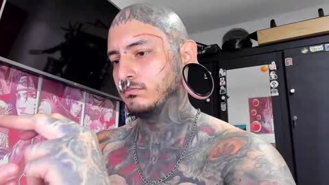    online show from December 2024 05:48:01 PM