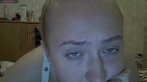 Debby online show from October 2025 04:02:02 PM