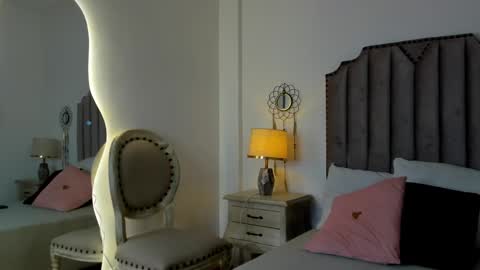 Snapshot of debora_scoot chatting on February 2025 05:48:02 PM Debora online show from February 2025 05:48:02 PM