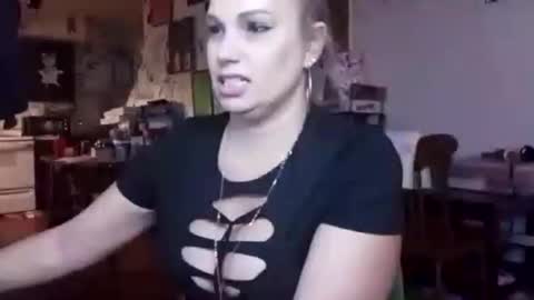 Deedeemarie02 online show from November 2025 12:52:01 PM